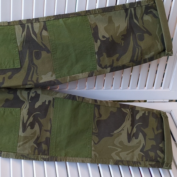 NWT Signature by Levi Strauss & Co Boys Camo Utility Pants 6 Regular - Picture 3 of 9